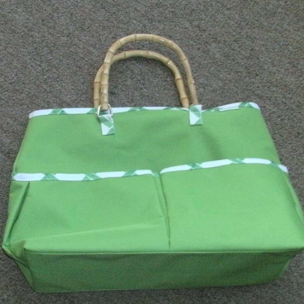 CLINIQUE BRIGHT GREEN TOTE BAG BAMBOO HANDLE SHOPPER OPEN FRONT POCKETS 18x12